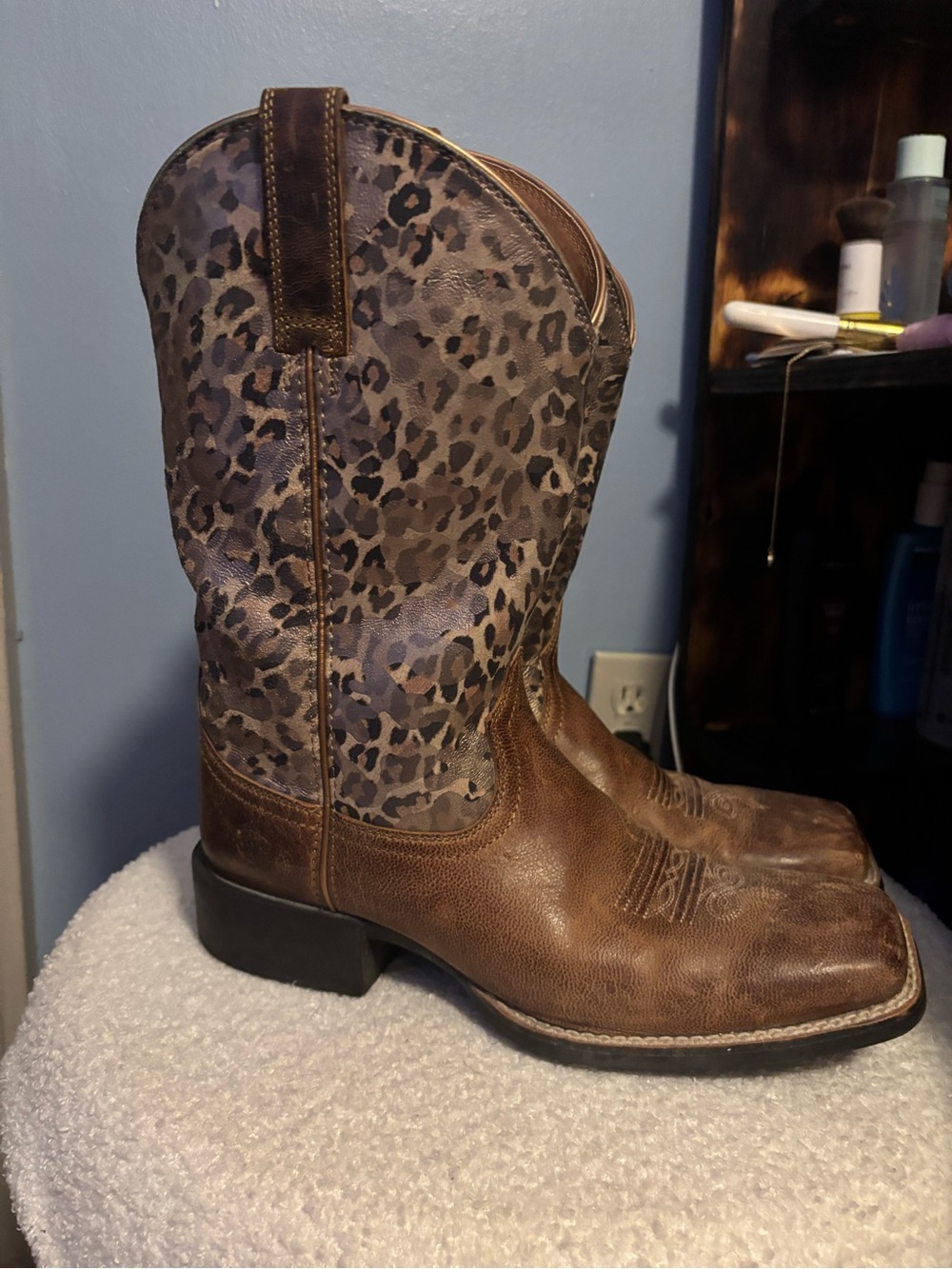 Ariat Brown Leather Western Pull-On Bootstraps (Discontinued)